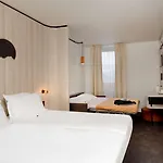 Hotel Kyriad Clermont-ferrand-sud - La Pardieu
