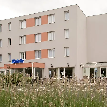 Ξενοδοχείο Kyriad Clermont-ferrand-sud - La Pardieu