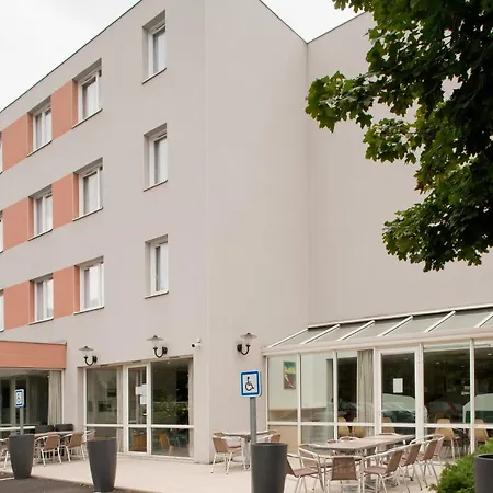 Kyriad Clermont-ferrand-sud - La Pardieu Ξενοδοχείο 3*