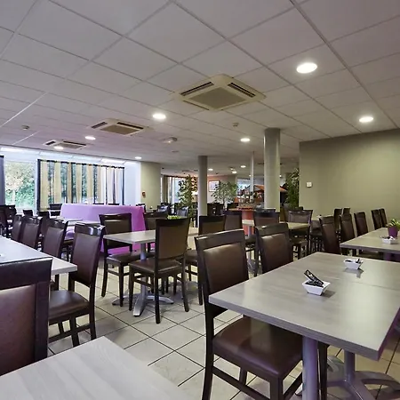 酒店 Kyriad Clermont-ferrand-sud - La Pardieu 3*