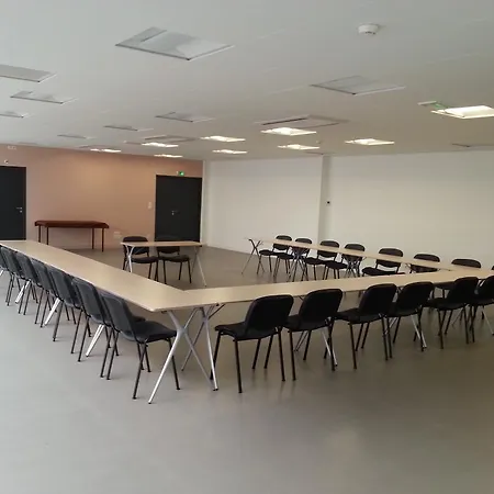 Kyriad Clermont-ferrand-sud - La Pardieu Ξενοδοχείο 3*