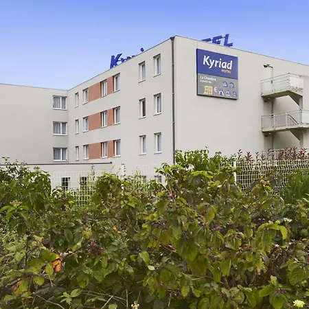Hotel Kyriad Clermont-ferrand-sud - La Pardieu 3*