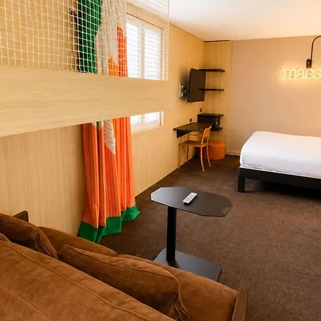 Ibis Styles Ferrand Sud La Pardieu ホテル 3*