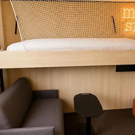 ホテル Ibis Styles Ferrand Sud La Pardieu 3*