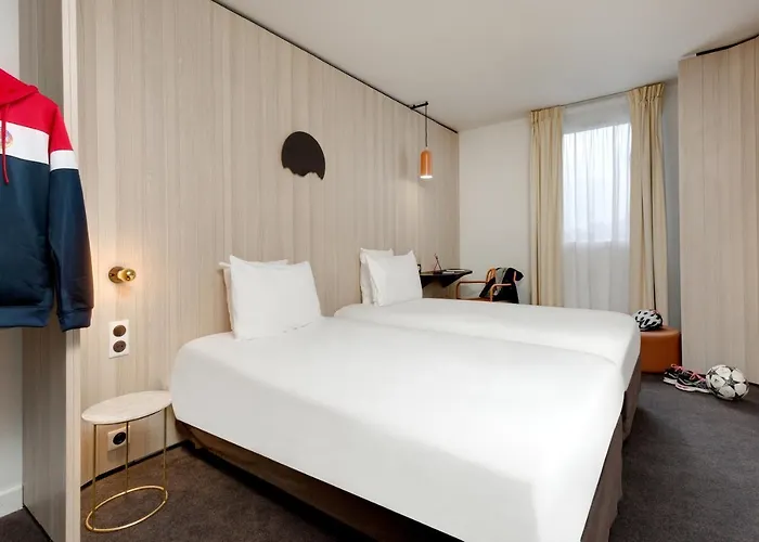 Kyriad Clermont-ferrand-sud - La Pardieu 3*