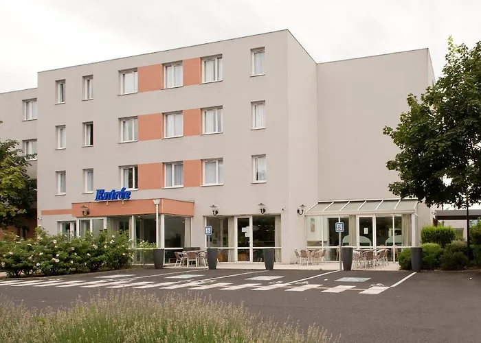 Kyriad Clermont-ferrand-sud - La Pardieu 3* Κλερμόν Φεράν
