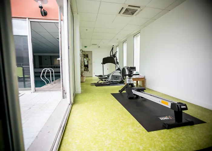 Hotel Kyriad Clermont-ferrand-sud - La Pardieu