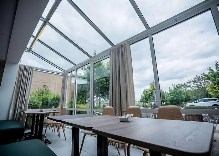 Kyriad Clermont-ferrand-sud - La Pardieu