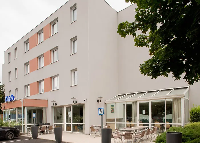 Kyriad Clermont-ferrand-sud - La Pardieu