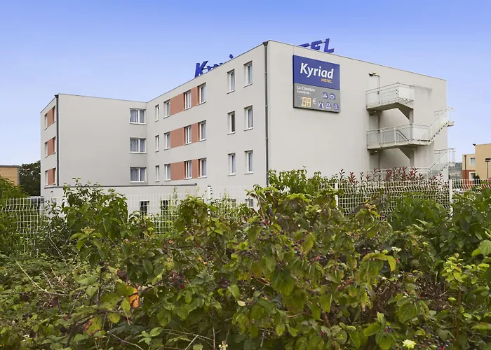 酒店 Kyriad Clermont-ferrand-sud - La Pardieu 3*