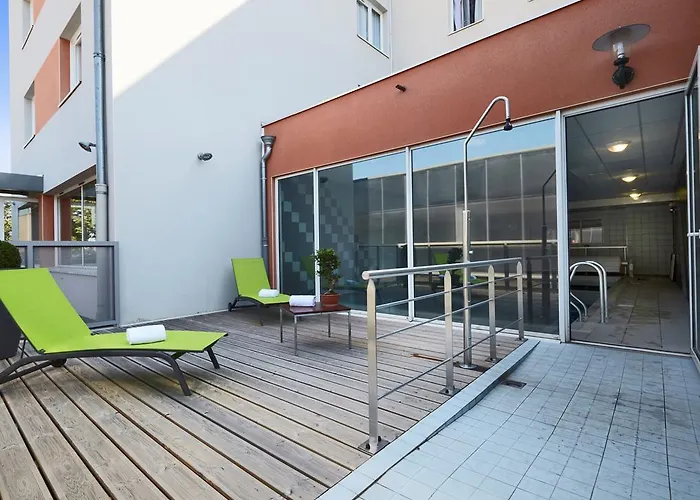 Hotel Kyriad Clermont-ferrand-sud - La Pardieu